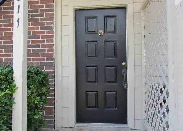 Property at 2121 El Paseo St #2011, Houston, TX, 77054, 2 beds, 1 bath, [object Object]