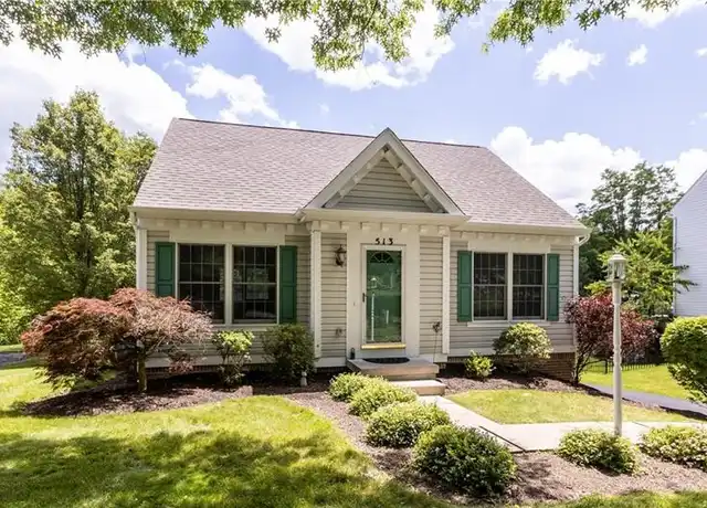 Property at 513 Brookfield Ct, Canonsburg, PA, 15317, 3 beds, 2 baths, [object Object]