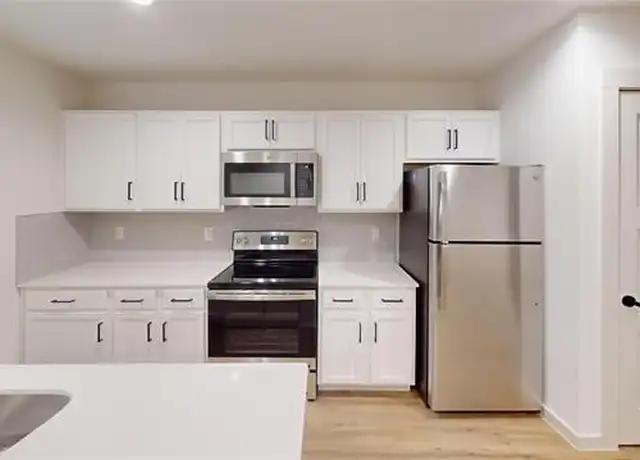 Property at 715 N Lancaster Ave Unit 301, Dallas, TX, 75203, 0 beds, 1 bath, [object Object]