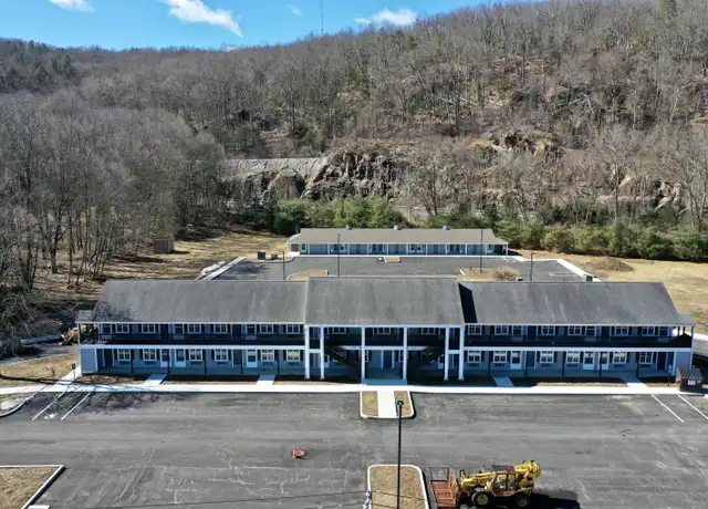 Property at 1030 Federal Rd Unit 104, Brookfield, CT, 06804, 2 beds, 2 baths, [object Object]