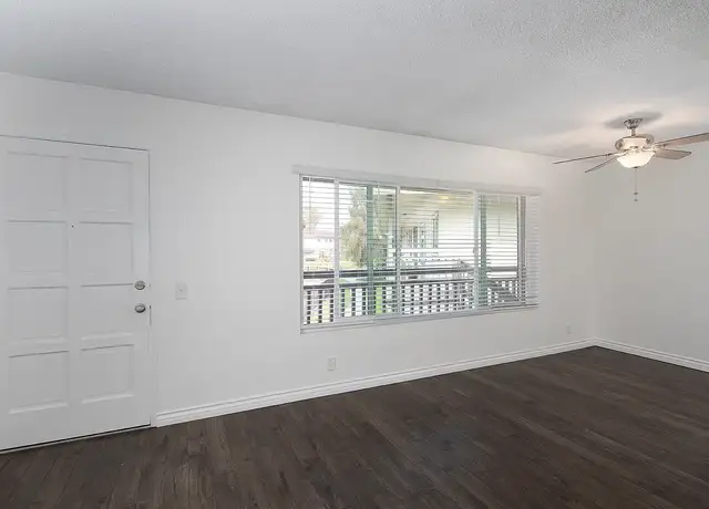 Photo of 1990 Apple St, Oceanside, CA 92054