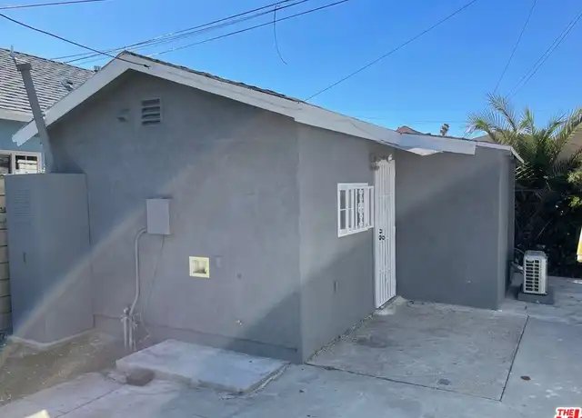 Property at 3423 Walton Ave, Los Angeles, CA, 90007, 0 beds, 1 bath, [object Object]