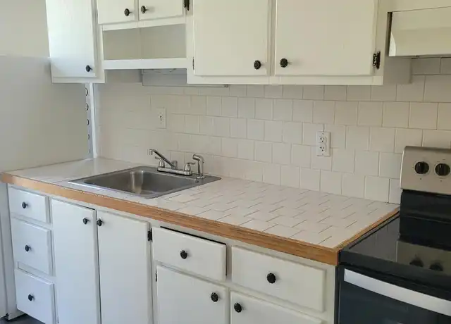 Property at 16 Channing St Unit 4, Worcester, MA, 01605, 1 bed, 1 bath, [object Object]