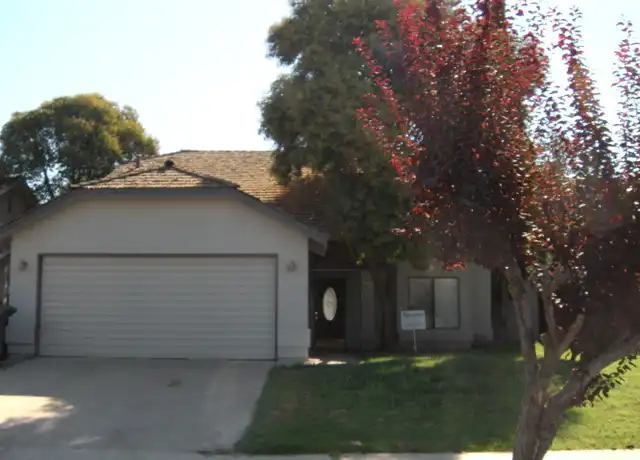 Property at 1128 N Manzanita St, Visalia, CA, 93292, 3 beds, 2 baths, [object Object]