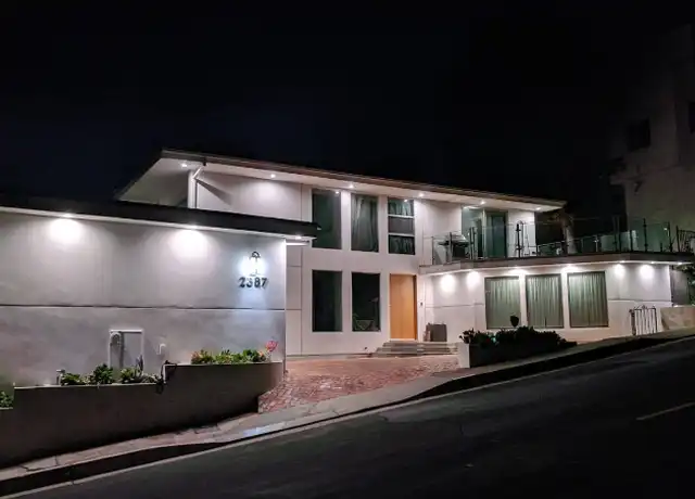 Property at 2387 Mount Olympus Dr Unit 1/2, Los Angeles, CA, 90046, 0 beds, 1 bath, [object Object]