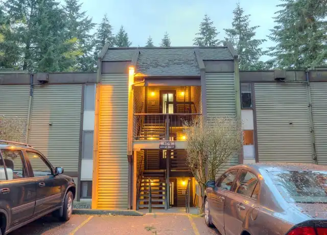 Property at 14515 NE 32nd St, Bellevue, WA, 98007, 2 beds, 1 bath, [object Object]