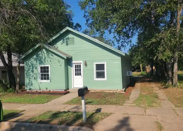 Property at 1104 SW 7th Ave, Mineral Wells, TX, 76067, 3 beds, 1 bath, [object Object]