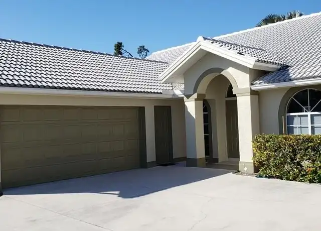 Property at 816 Belville Blvd, Naples, FL, 34104, 3 beds, 2 baths, [object Object]