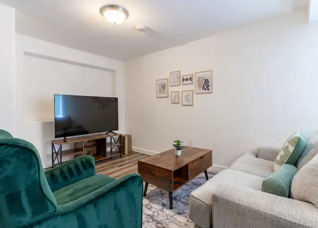 Property at 9021 8th Ave S, Seattle, WA, 98108, 2 beds, 1 bath, [object Object]
