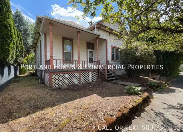 Property at 3044 SE 10th Ave, Portland, OR, 97202, 3 beds, 1 bath, [object Object]