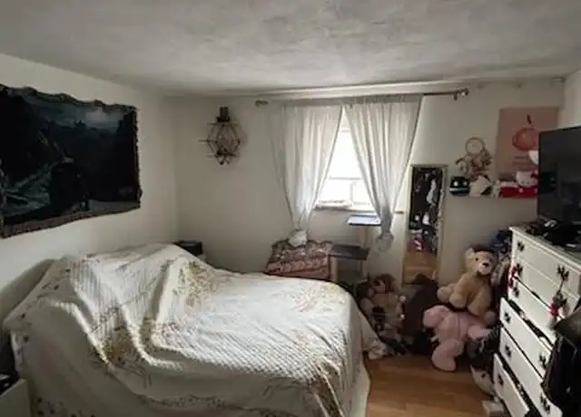 Property at 37 Westgate Rd, Newton Center, MA, 02459, 1 bed, 1 bath, [object Object]