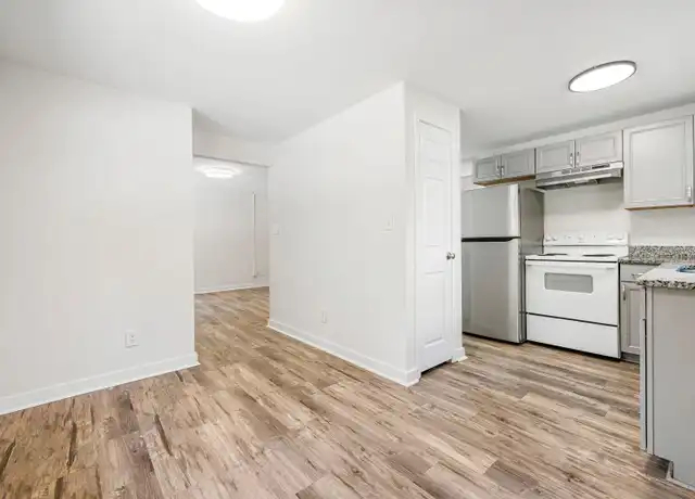 Property at 114 Estes Dr Unit F, Carrboro, NC, 27510, 2 beds, 2 baths, [object Object]