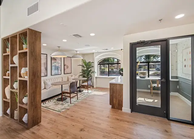 Photo of 2929 N 70th St, Scottsdale, AZ 85251