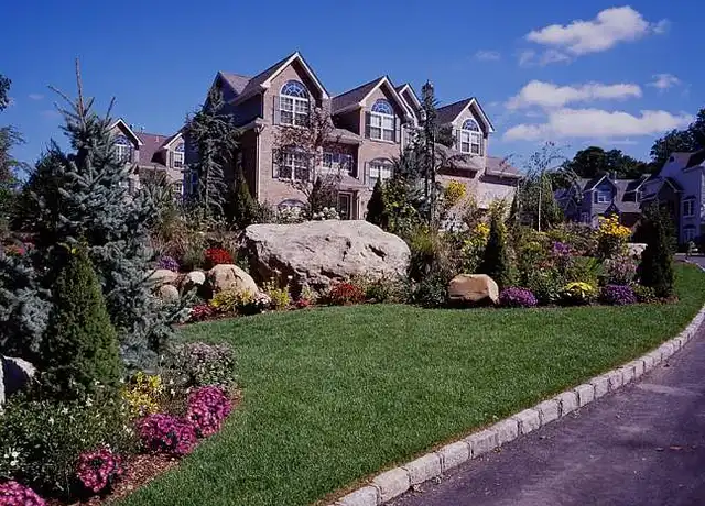Property at Fairfield Landmark At Port Jefferson Village - 1 Pinnacle Dr, Port Jefferson, NY, 11777, 1-2 bed, 2 baths, [object Object]
