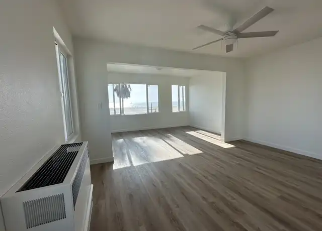 Property at 511 Ocean Front Walk Unit 3, Venice, CA, 90291, 1 bed, 1 bath, [object Object]