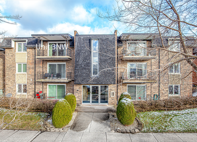 Photo of 10831 S Keating Ave, Oak Lawn, IL 60453