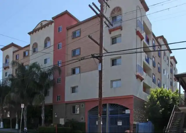 Property at 420 Witmer St Unit 102, Los Angeles, CA, 90017, 3 beds, 1 bath, [object Object]