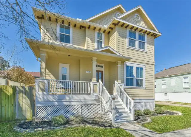 Property at 1815 28th St, Galveston, TX, 77550, 3 beds, 2.5 baths, [object Object]