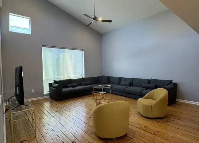Property at 1720 Nicholson Dr #35, Baton Rouge, LA, 70802, 3 beds, 2 baths, [object Object]