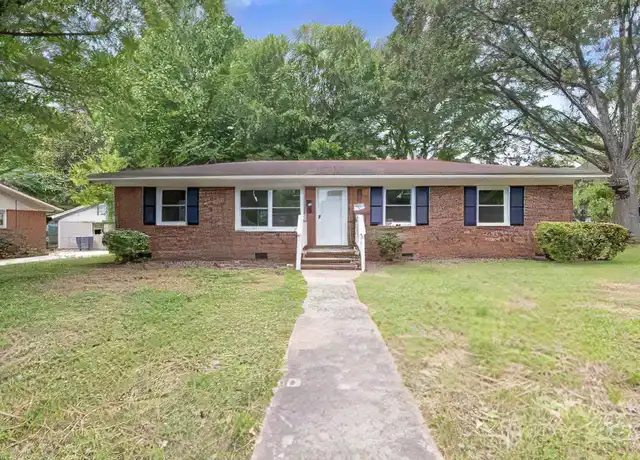 Property at 4438 Gainesborough Rd, Charlotte, NC, 28205, 3 beds, 1.5 baths, [object Object]
