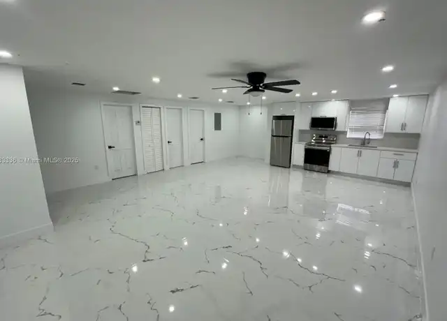 Property at 923 NW 110th St Unit 1, Miami, FL, 33168, 2 beds, 1 bath, [object Object]