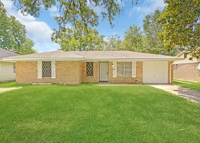 Property at 2425 Florence St, La Marque, TX, 77568, 3 beds, 2 baths, [object Object]