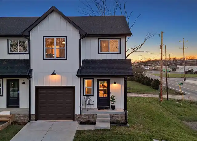 Property at 3670 Main St #2, Jasper, TN, 37347, 3 beds, 2.5 baths, [object Object]