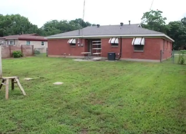 Property at 3905 Shawnee Trl, Fort Worth, TX, 76135, 2 beds, 2 baths, [object Object]