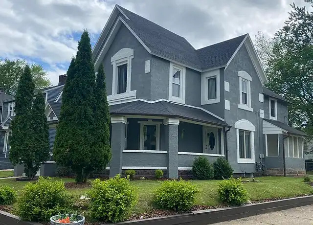 Property at 1801 College Ave SE Unit B-Upstairs, Grand Rapids, MI, 49507, 2 beds, 1 bath, [object Object]