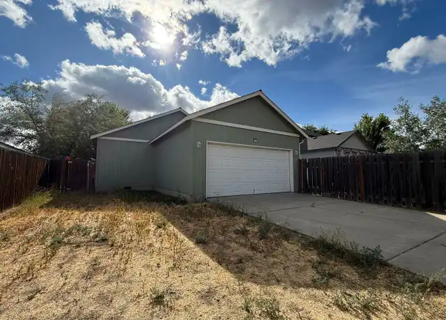 Property at 1263 NE 4th St, Redmond, OR, 97756, 3 beds, 2 baths, [object Object]