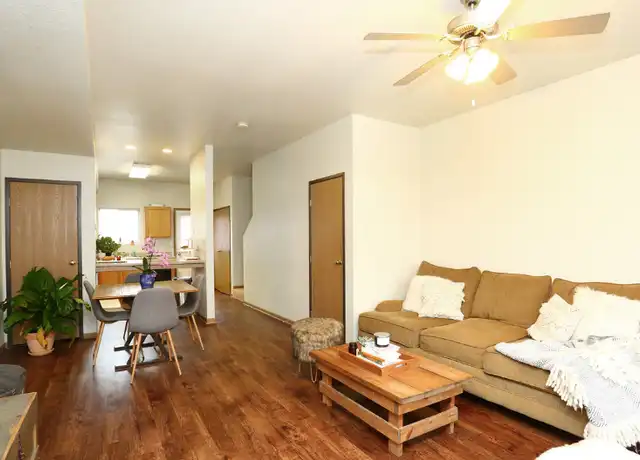 Property at 1103 W Broadway Unit 1109E;3/4HW, Columbia, MO, 65203, 2 beds, 2 baths, [object Object]
