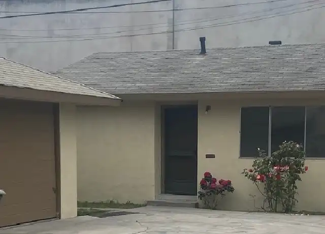 Property at 8058 2nd St, Paramount, CA, 90723, 2 beds, 1 bath, [object Object]