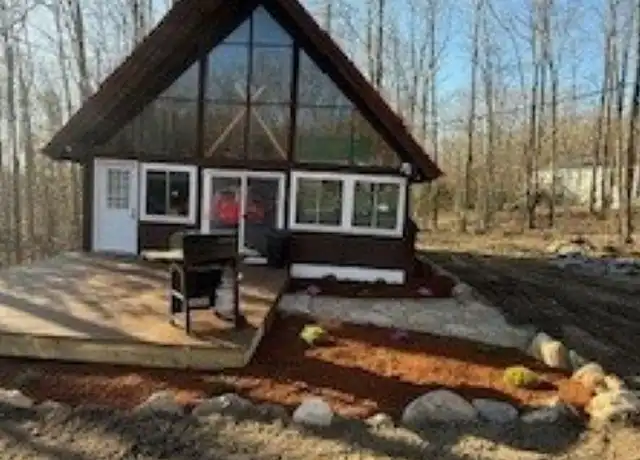 Property at 44 Mountain Dr, New Durham, NH, 03855, 4 beds, 1 bath, [object Object]