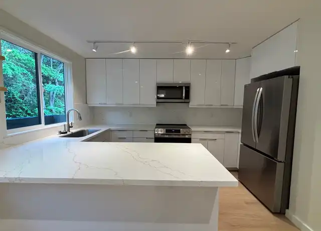 Property at 500 Kawaihae St Unit H, Honolulu, HI, 96825, 3 beds, 2.5 baths, [object Object]
