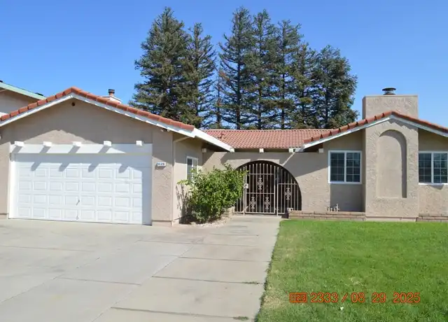 Property at 1125 W Tuolumne Rd, Turlock, CA, 95382, 3 beds, 2 baths, [object Object]