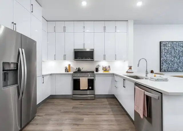 Property at 1155 Barton Springs Rd, Austin, TX, 78704, 0-3 beds, 1-3.5 bath, [object Object]