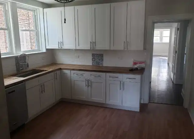 Property at 5648 W Goodman St Unit 2, Chicago, IL, 60630, 2 beds, 1 bath, [object Object]