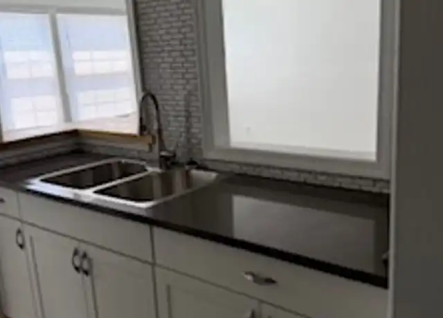 Property at 3733 Warrensville Center Rd Unit 51-04, Shaker Heights, OH, 44122, 2 beds, 1 bath, [object Object]