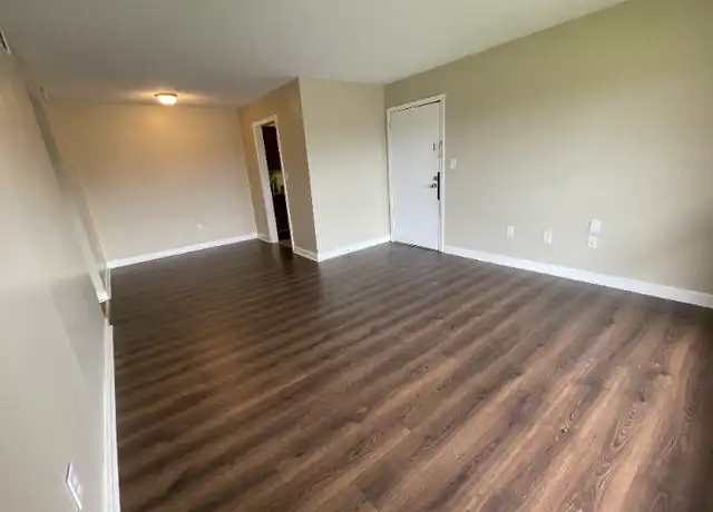 Property at 1802 Marion Manor Dr Unit F2, Marion, VA, 24354, 2 beds, 1 bath, [object Object]