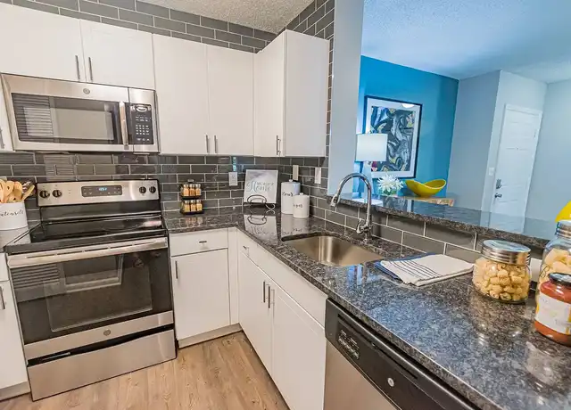Property at Beachwalk at Sheridan - 311 E Sheridan St, Dania, FL, 33004, 1 bed, 1 bath, [object Object]
