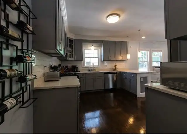 Property at 72 Main St #1, Quincy, MA, 02169, 3 beds, 2 baths, [object Object]