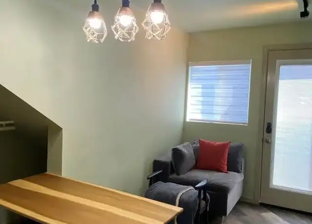 Property at 631 Benson Way Unit B, Thousand Oaks, CA, 91360, 1 bed, 1.5 baths, [object Object]