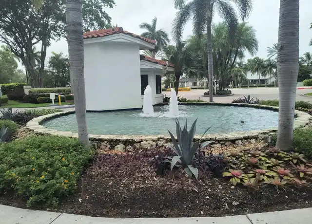 Property at 3610 Yacht Club Dr #401, Miami, FL, 33180, 3 beds, 2 baths, [object Object]