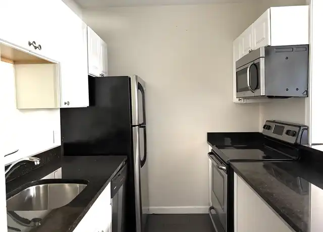 Property at 202 H St Unit 1, Boston, MA, 02127, 4 beds, 1 bath, [object Object]