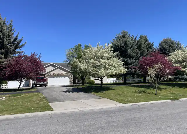 Property at 2369 N Howell Rd, Post Falls, ID, 83854, 4 beds, 2 baths, [object Object]