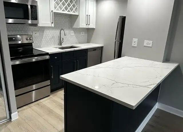 Property at Royal Grove Apartments - 1100 Grove Ave, Bensenville, IL, 60106, 1-2 bed, 1-1.5 bath, [object Object]