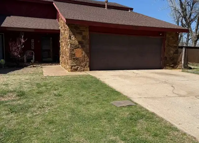 Property at 7407 Kings Manor Ct, Oklahoma City, OK, 73132, 3 beds, 2 baths, [object Object]