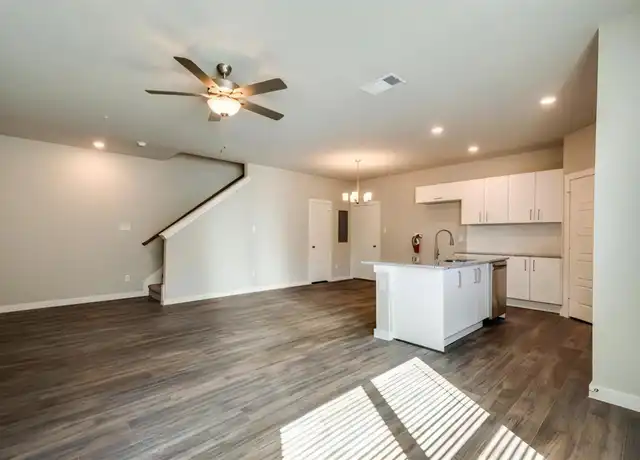 Property at 703 Wheatfield Dr, Venus, TX, 76084, 2 beds, 1.5 baths, [object Object]