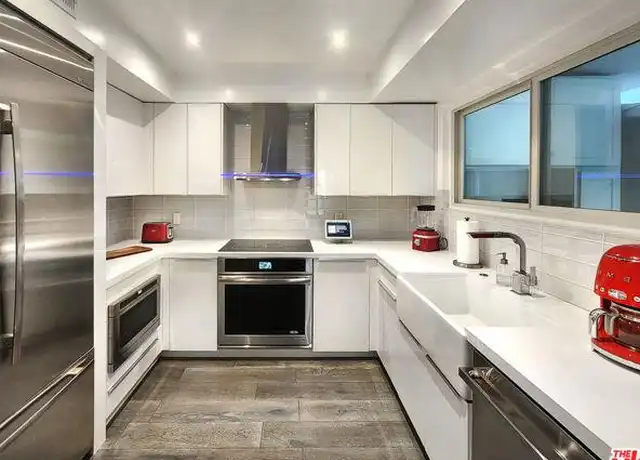 Property at 9015 Cynthia St #4, West Hollywood, CA, 90069, 2 beds, 3 baths, [object Object]