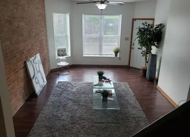 Property at 844-848 Oak St, Columbus, OH, 43205, 2 beds, 1 bath, [object Object]